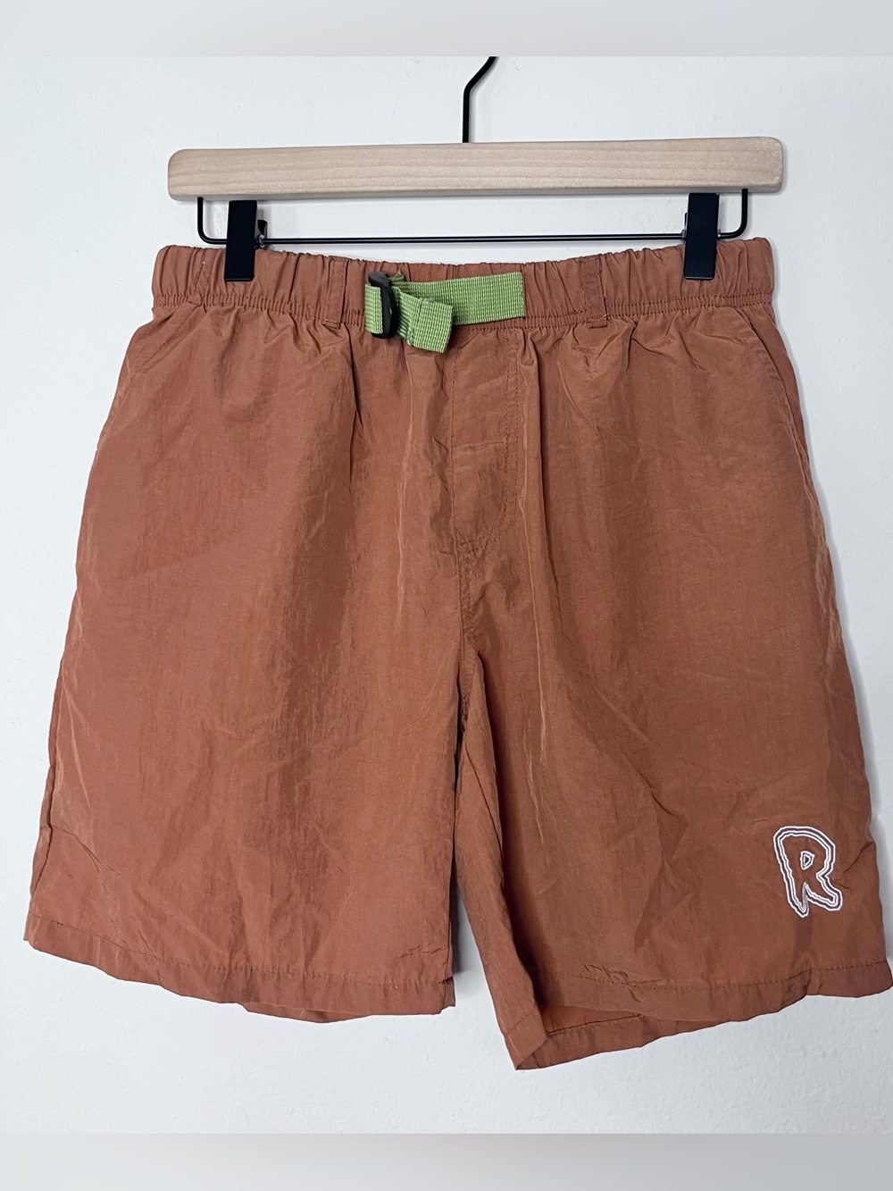 Rukus Men's Wavy R Nylon Shorts Size Small Orange Brown Skater Board Shorts Belt